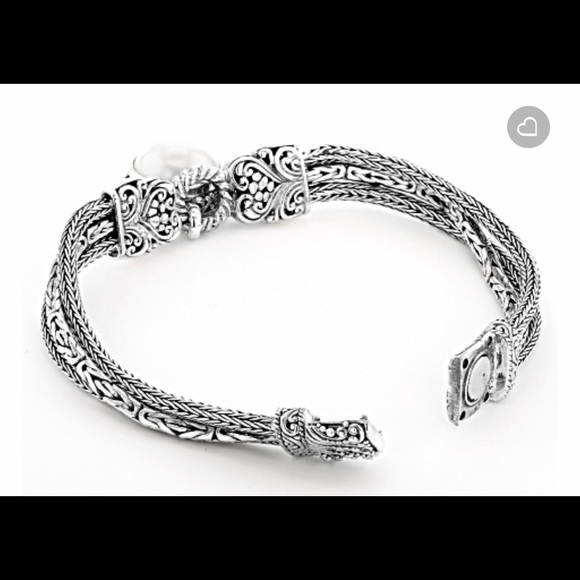 White Mabe Pearl Silver Bracelet - Picture 3 of 3